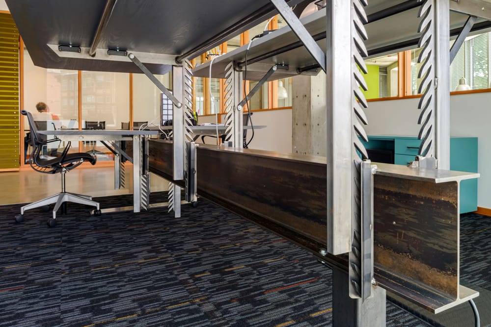 Hammer & Hand Office Desks