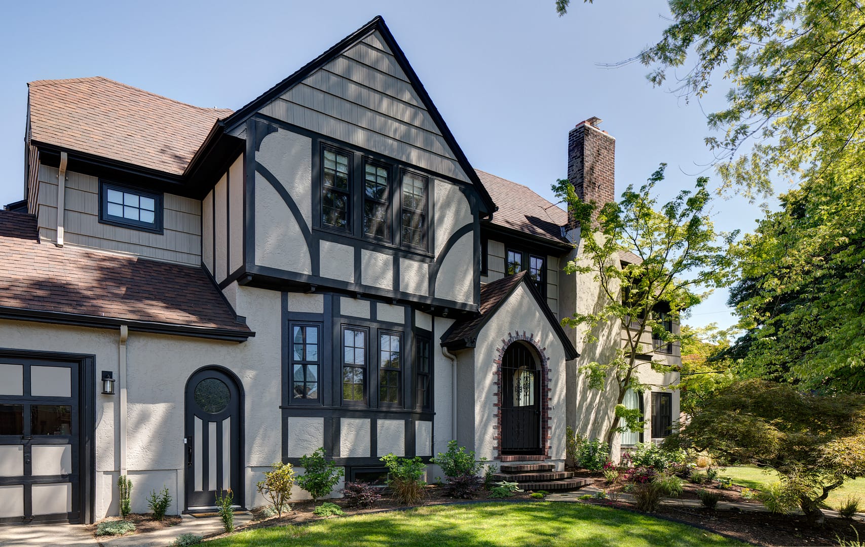 laurelhurst-tudor-featured