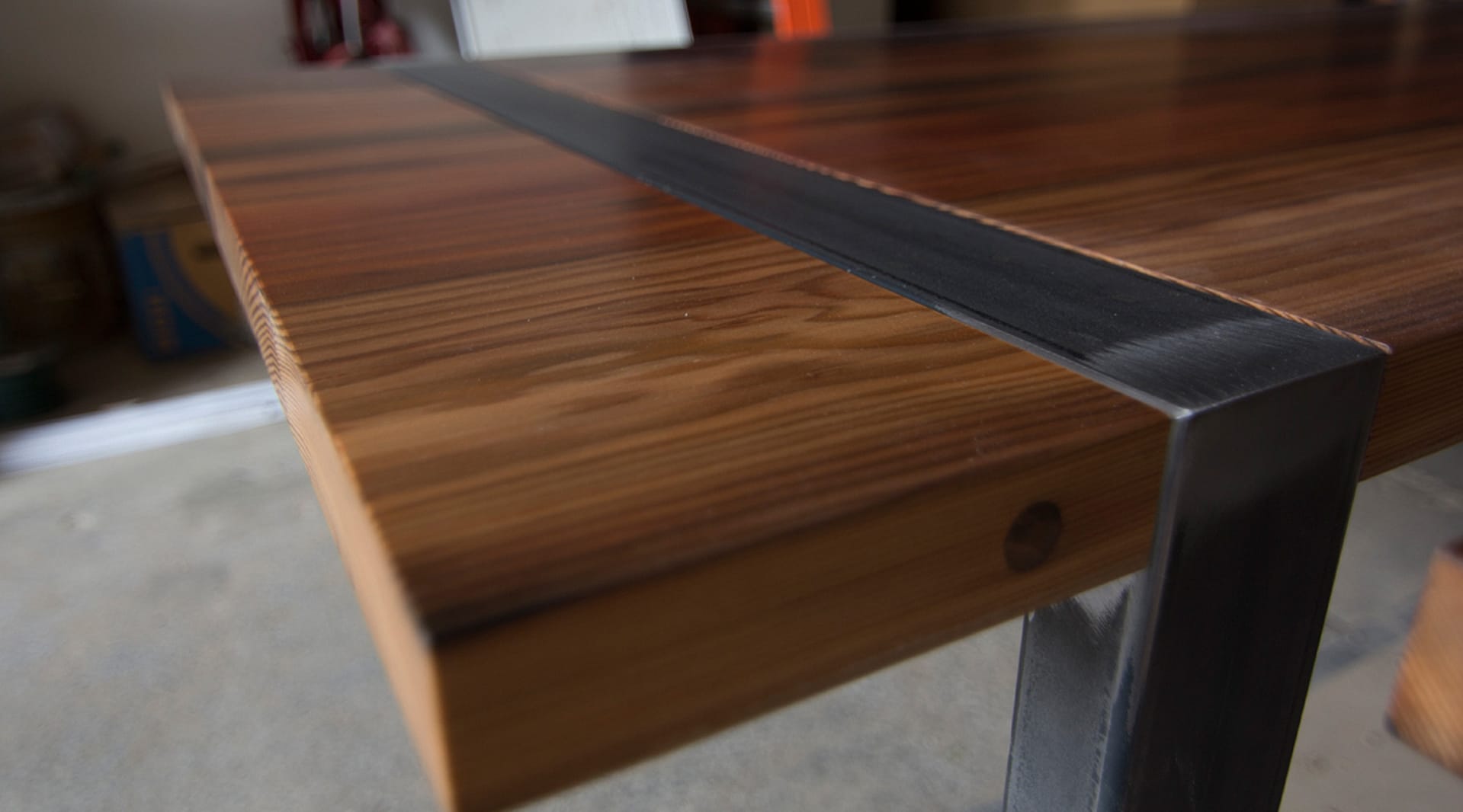 picklewood-table-featured