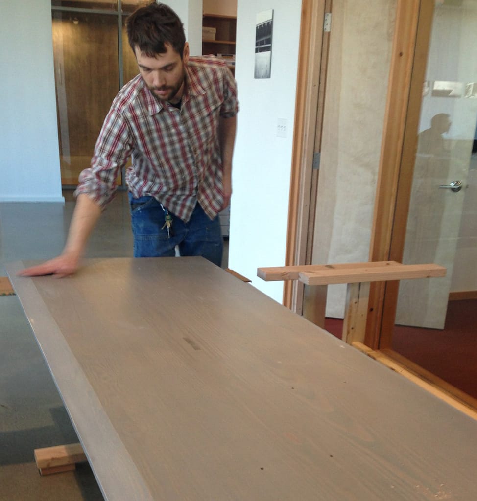fsc-certified-wood-desk-hammer-and-hand